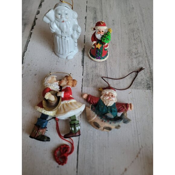 Santa kissing Mrs Claus variety set ornament Xmas fish bass Candy cane - Picture 1 of 8